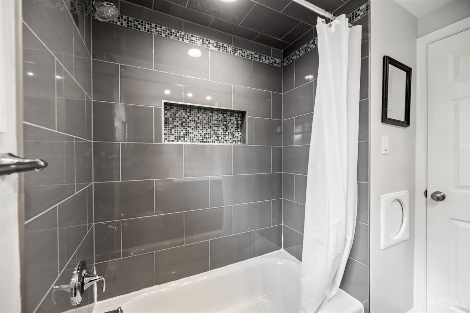 36 Shetland Road East Brunswick, NJ 08816 - Photo 8 of 22 a bathroom with a shower