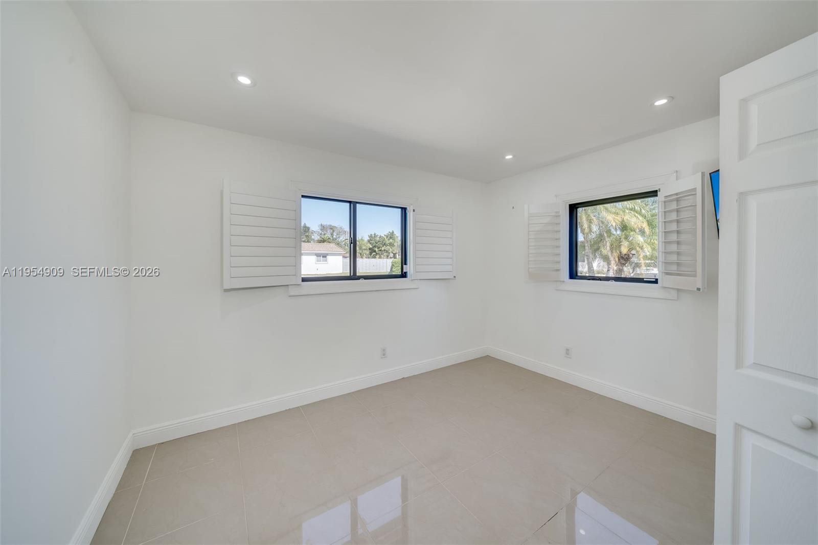 11800 Southwest 35th Street Miami, FL 33175 - Photo 35 of 60