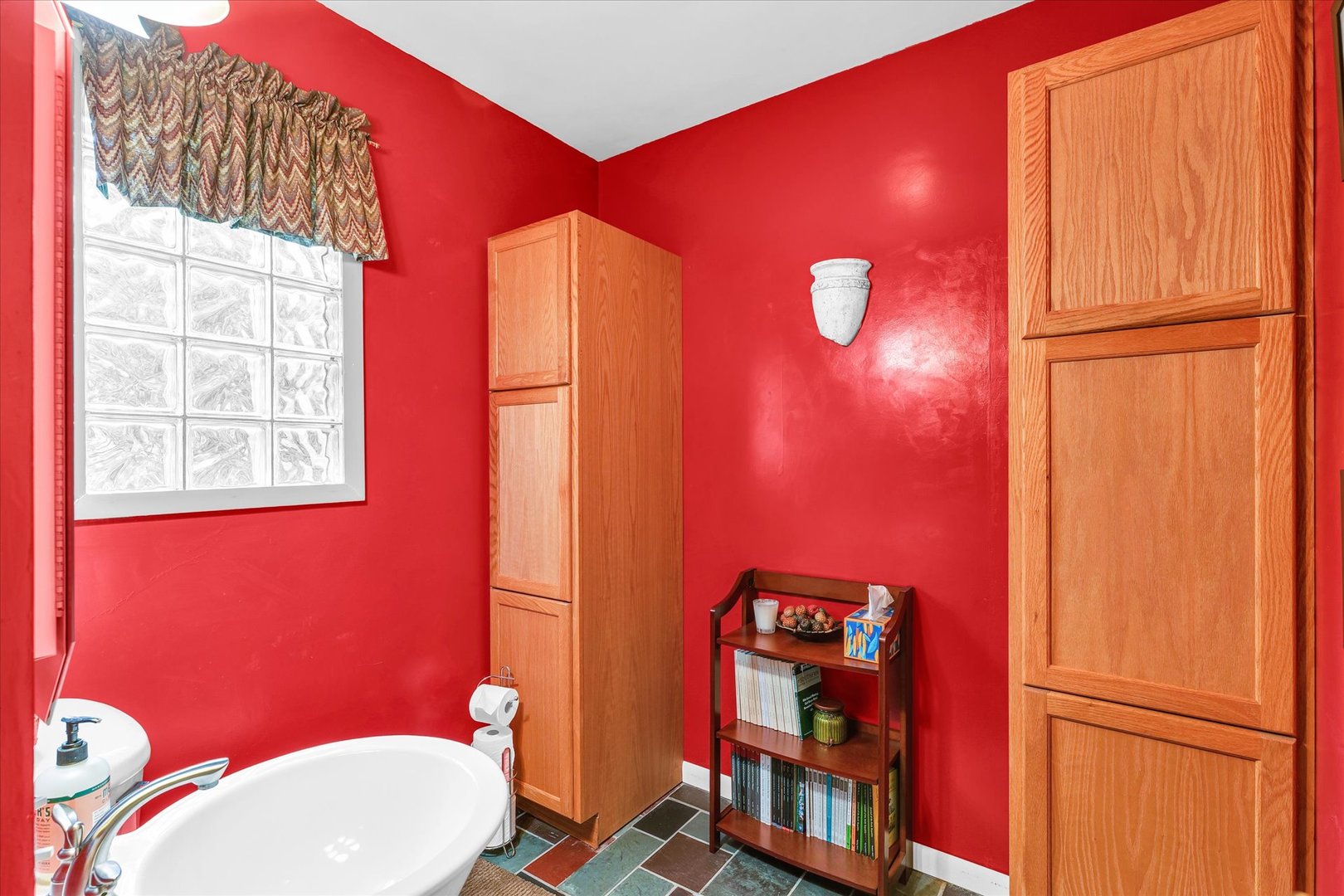 1106 Mayfair Road Champaign, IL 61821 - Photo 20 of 41 Gallery Image 20
