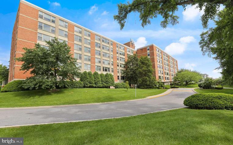 Welcome to 4401 Roland Avenue