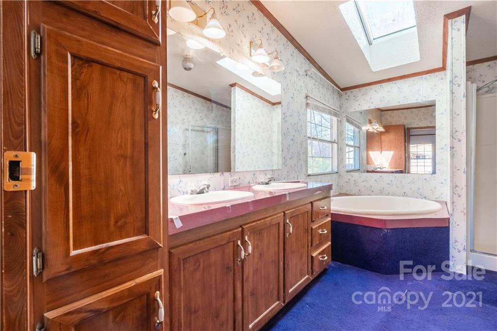 1714 Wesley Road Morganton, NC 28655 - Photo 14 of 28 Gallery Image 14