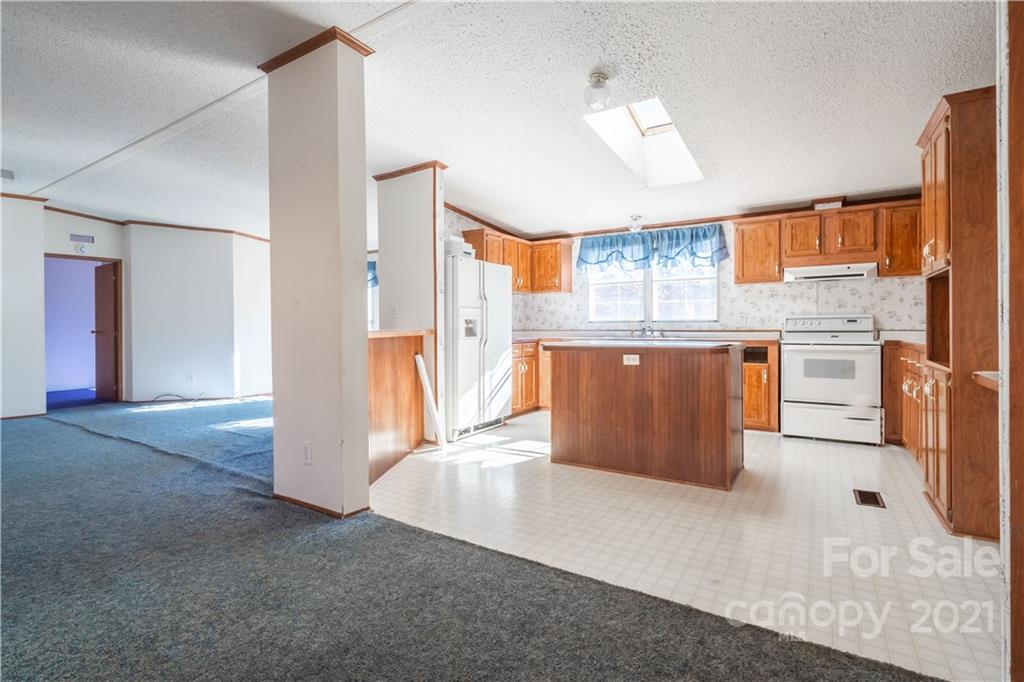 1714 Wesley Road Morganton, NC 28655 - Photo 7 of 28 Gallery Image 7