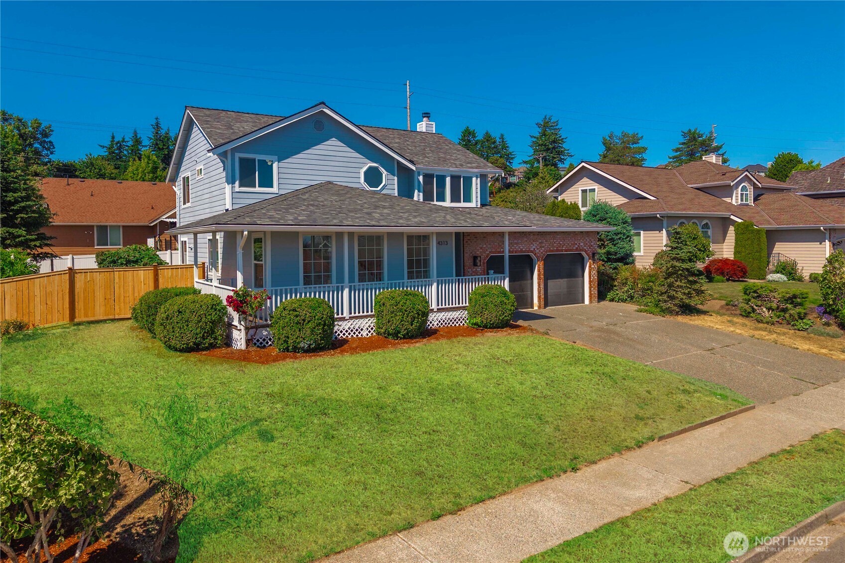 4313 Harbor Ridge Road Northeast Tacoma, WA 98422 - Photo 2 of 40