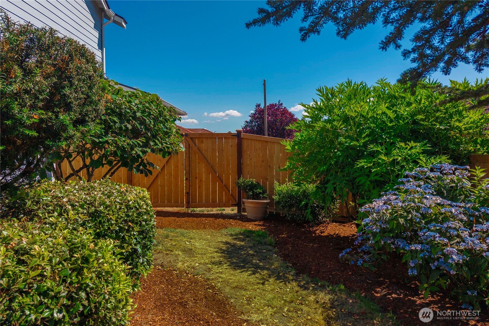 4313 Harbor Ridge Road Northeast Tacoma, WA 98422 - Photo 35 of 40