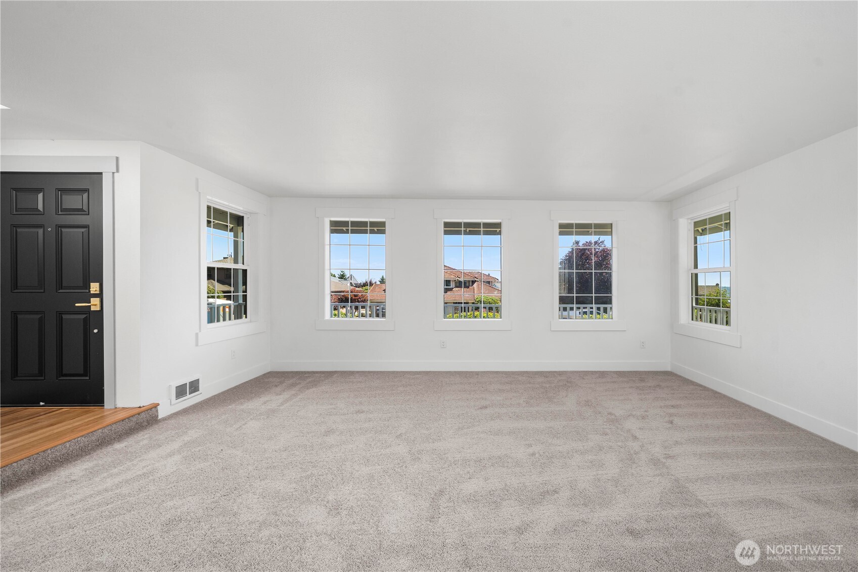 4313 Harbor Ridge Road Northeast Tacoma, WA 98422 - Photo 10 of 40