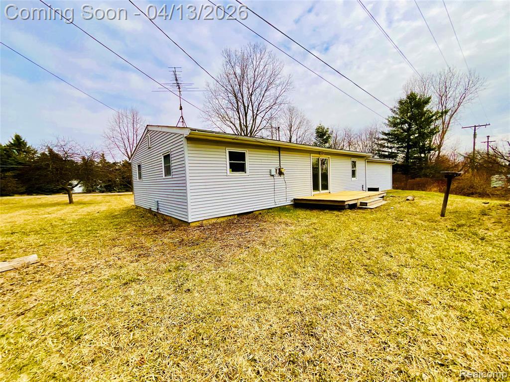 5464 Hollow Corners Road Dryden, MI 48428 - Photo 4 of 39
