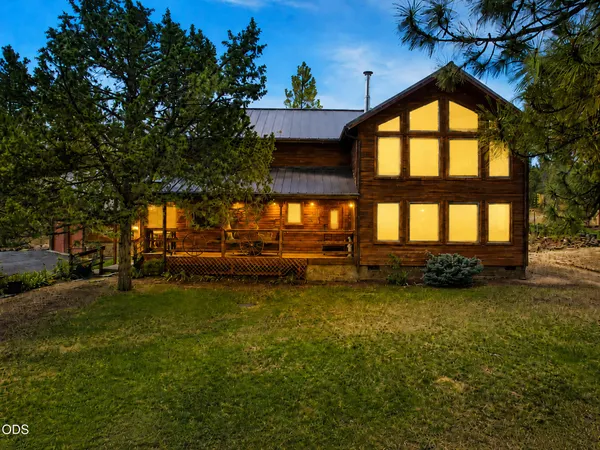 $725,000 | 15420 Mustang Road, Klamath Falls, OR 97603
