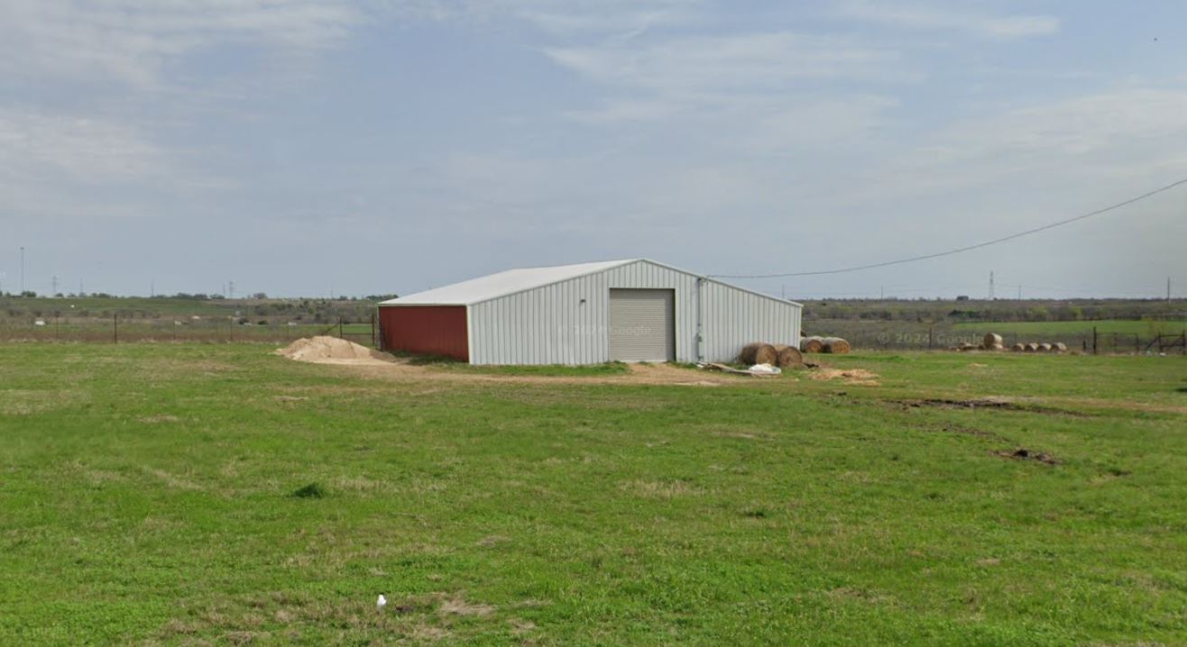 1609 Rogers Cemetery Road Rogers, TX 76569 - Photo 2 of 5