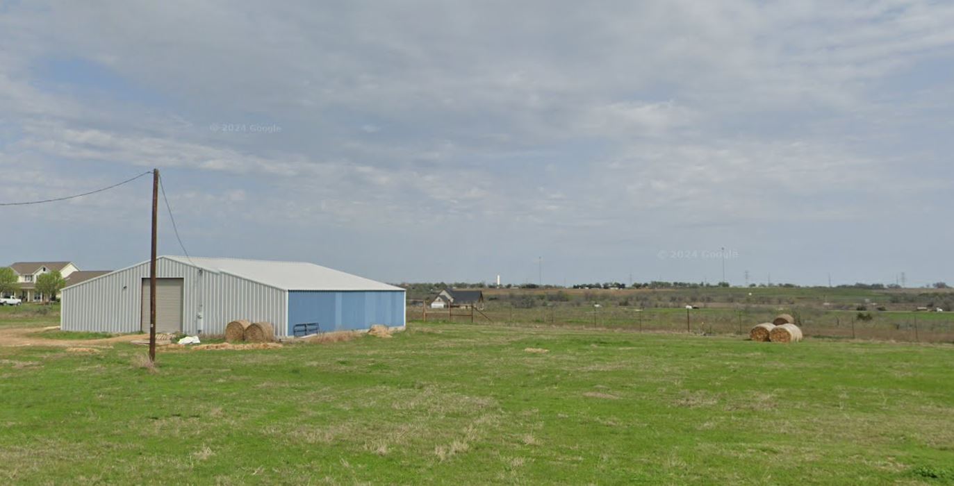 1609 Rogers Cemetery Road Rogers, TX 76569 - Photo 3 of 5