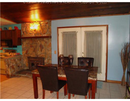1025 Pinnell Point Elkview, WV 25071 - Photo 4 of 8 Dining Room.