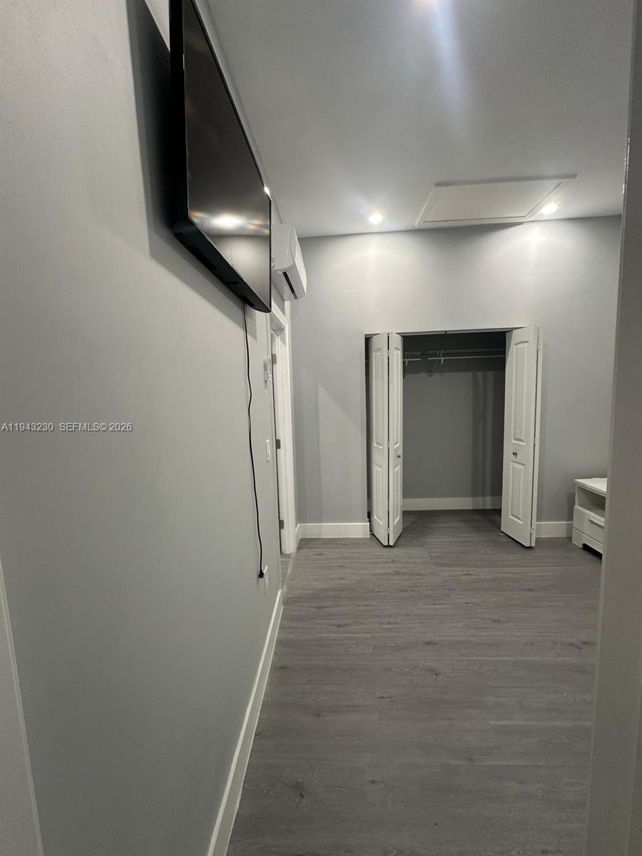 11879 Southwest 253rd Terrace Homestead, FL 33032 - Photo 6 of 15 a view of hallway