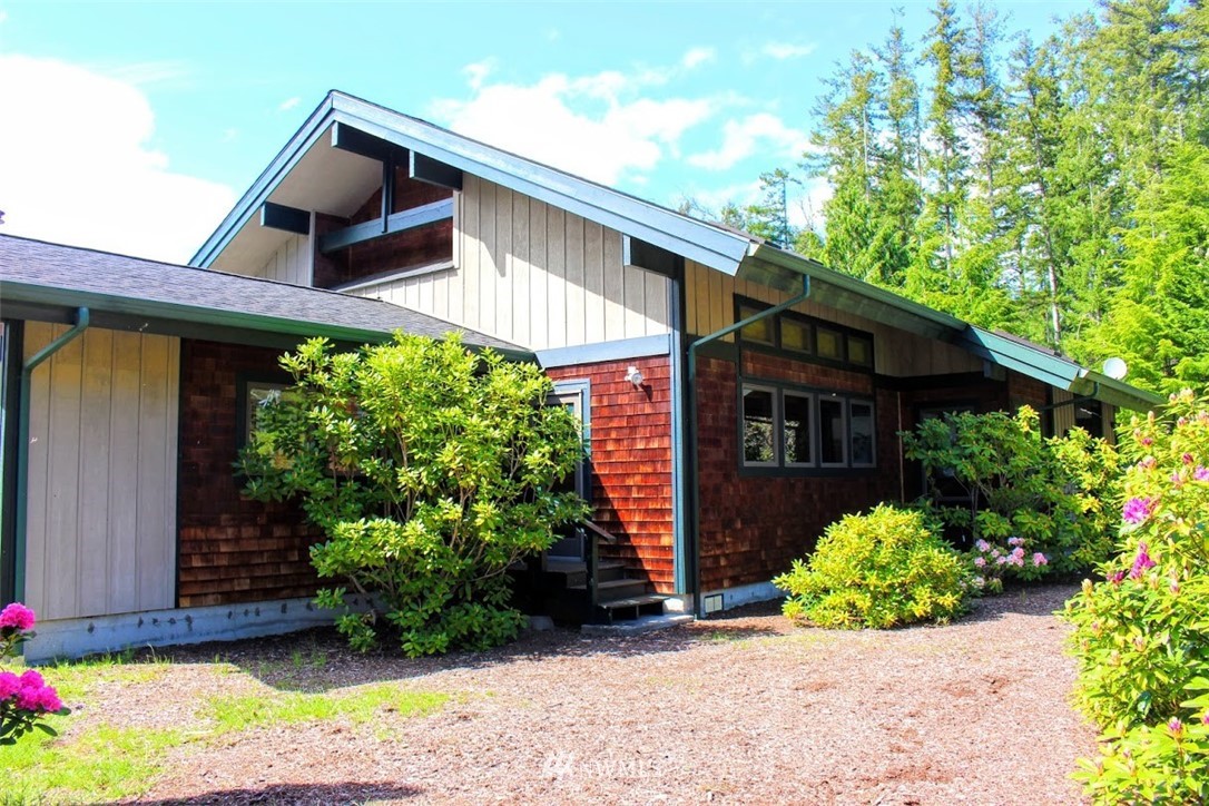 9767 Misery Point Road Northwest Seabeck, WA 98380 - Photo 5 of 24 Gallery Image 5