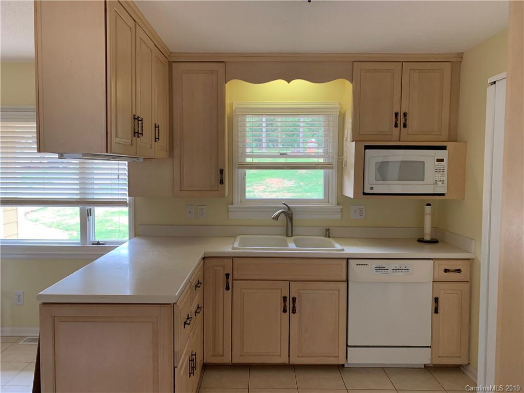 108 Hiram Road, Unit 17 Mooresville, NC 28117 - Photo 4 of 22