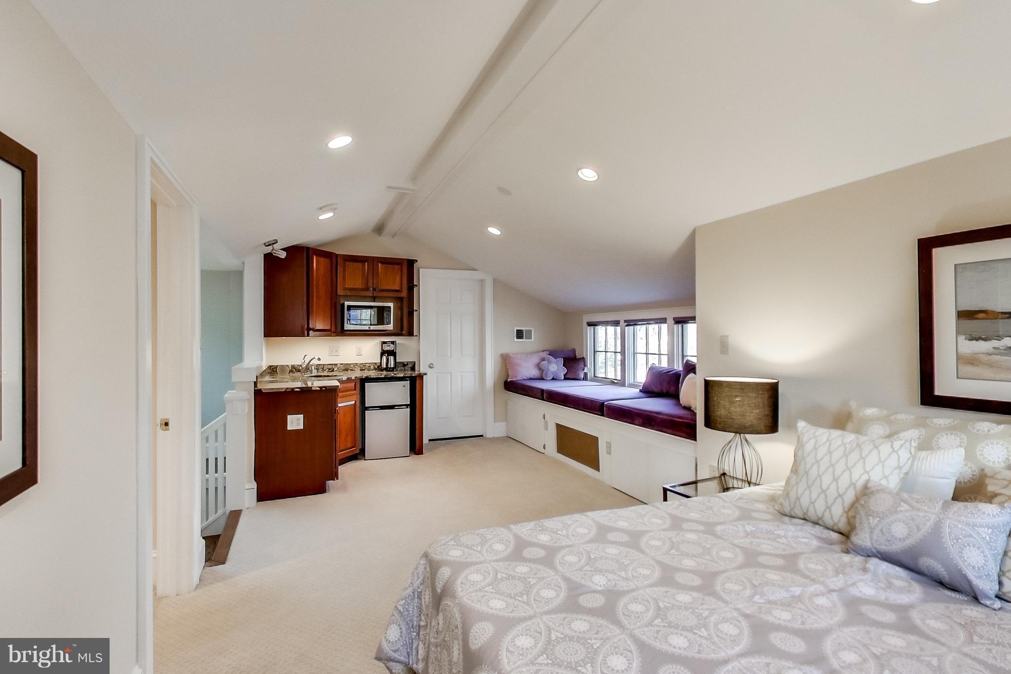 7412 Ridgewood Avenue Chevy Chase, MD 20815 - Photo 19 of 30 Au-pair/teenagers Suite on Upper Level