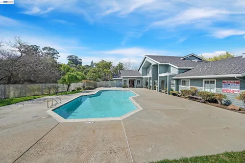 $490,000 | 7815 Canyon Meadows Circle, Unit H, Pleasanton, CA 94588