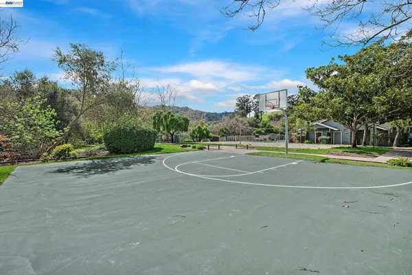 a view of a tennis court