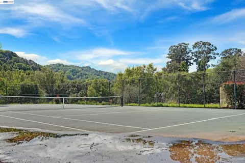 $490,000 | 7815 Canyon Meadows Circle, Unit H, Pleasanton, CA 94588