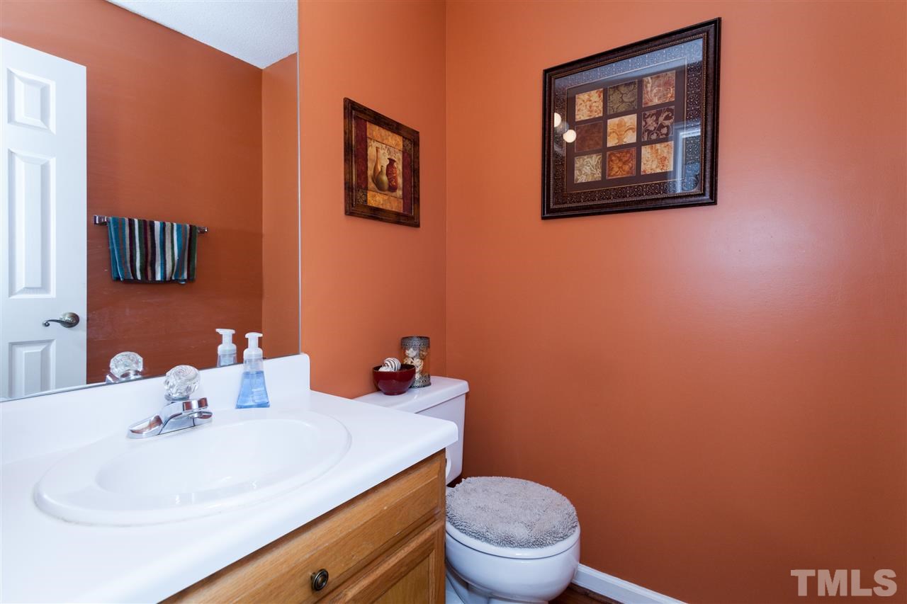 5313 Talison Court Raleigh, NC 27610 - Photo 11 of 24 Gallery Image 11