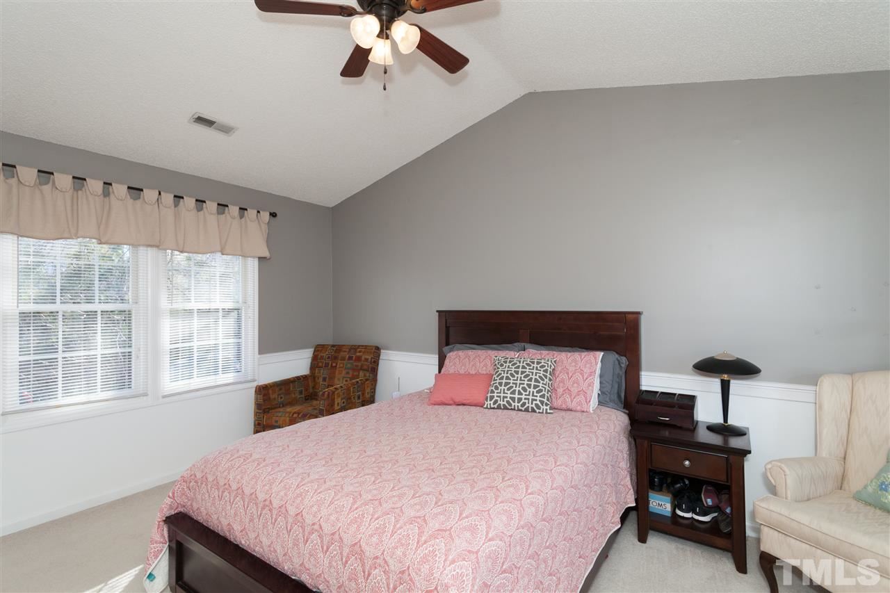 5313 Talison Court Raleigh, NC 27610 - Photo 14 of 24 Gallery Image 14