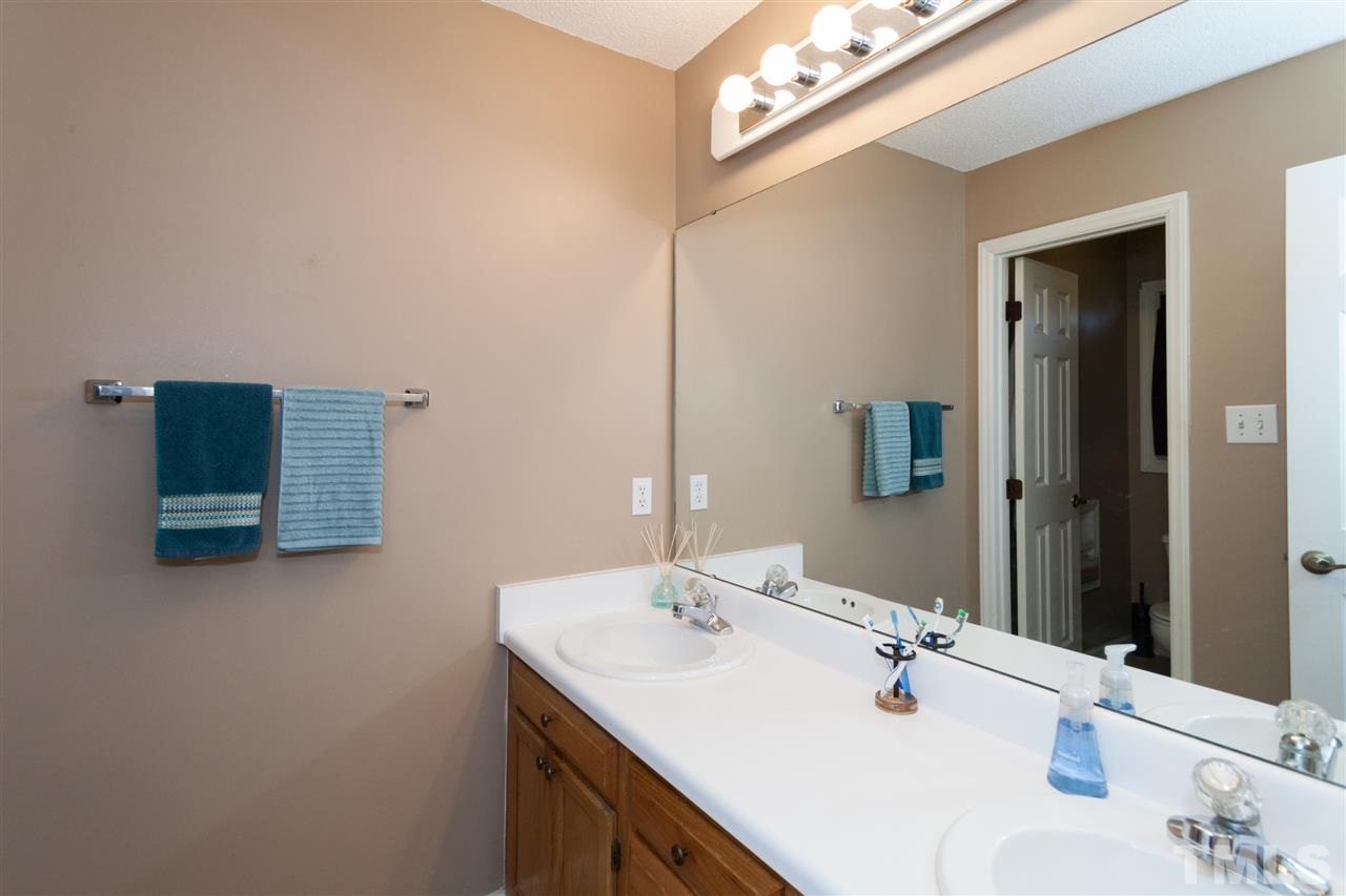 5313 Talison Court Raleigh, NC 27610 - Photo 15 of 24 Gallery Image 15