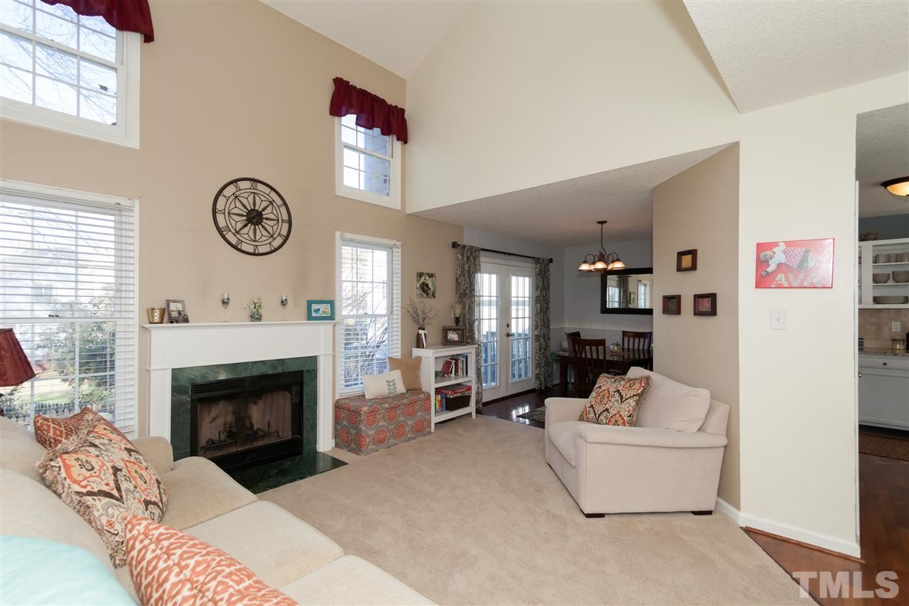 5313 Talison Court Raleigh, NC 27610 - Photo 5 of 24 Gallery Image 5
