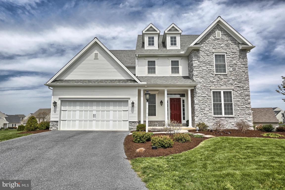 295 Bowyer Lane Lititz, PA 17543 - Photo 1 of 31 Gallery Image 1
