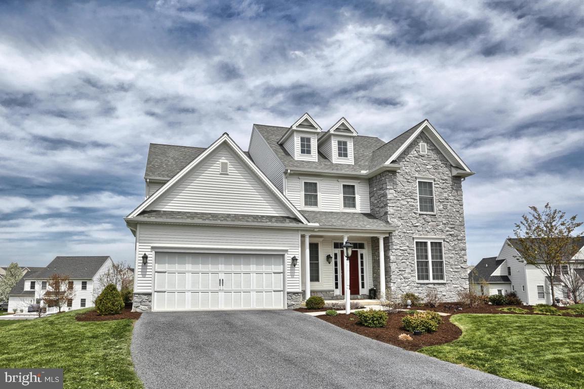 295 Bowyer Lane Lititz, PA 17543 - Photo 3 of 31 Gallery Image 3