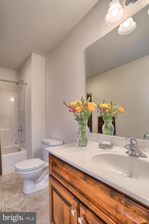 295 Bowyer Lane Lititz, PA 17543 - Photo 30 of 31 Gallery Image 30