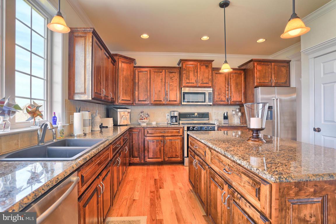 295 Bowyer Lane Lititz, PA 17543 - Photo 8 of 31 Gallery Image 8