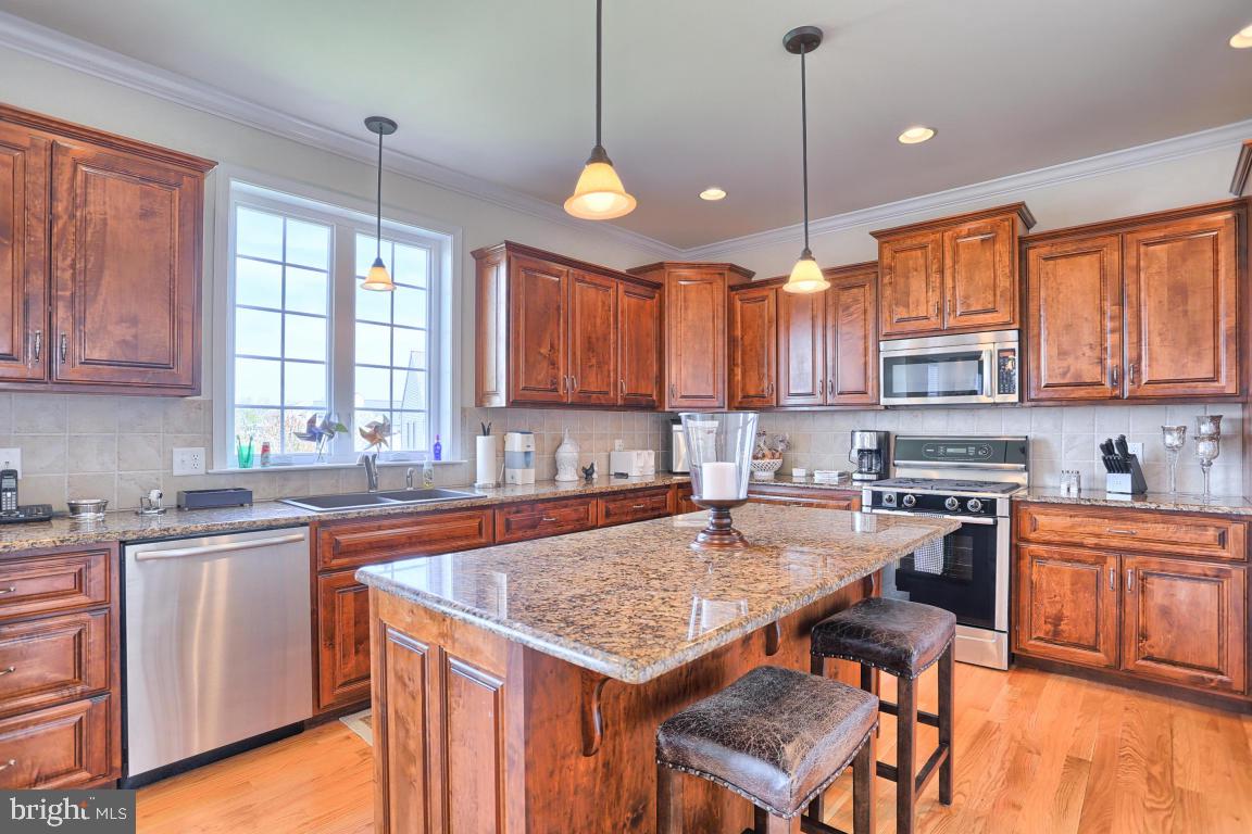 295 Bowyer Lane Lititz, PA 17543 - Photo 9 of 31 Gallery Image 9