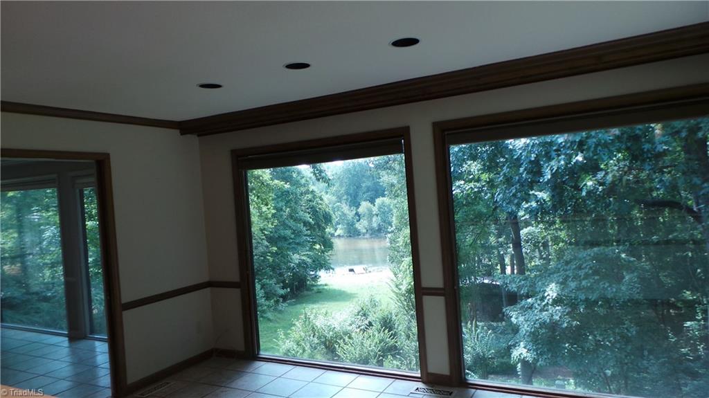 7575 Lasater Road Clemmons, NC 27012 - Photo 9 of 30 Gallery Image 9