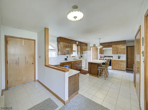 $598,000 | 62 Pine Hill Road, Stockton, NJ 08559