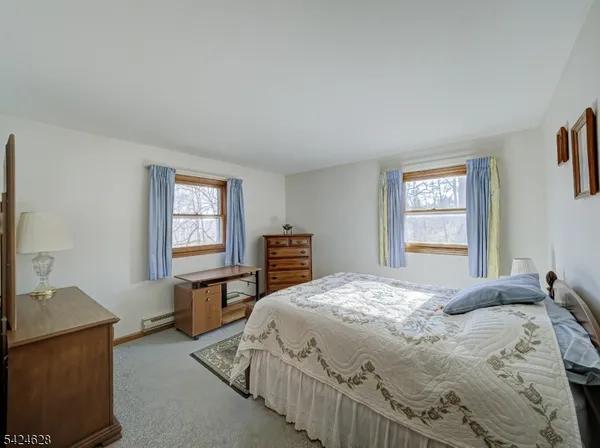 $598,000 | 62 Pine Hill Road, Stockton, NJ 08559
