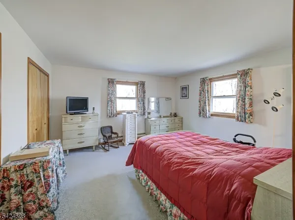 $598,000 | 62 Pine Hill Road, Stockton, NJ 08559