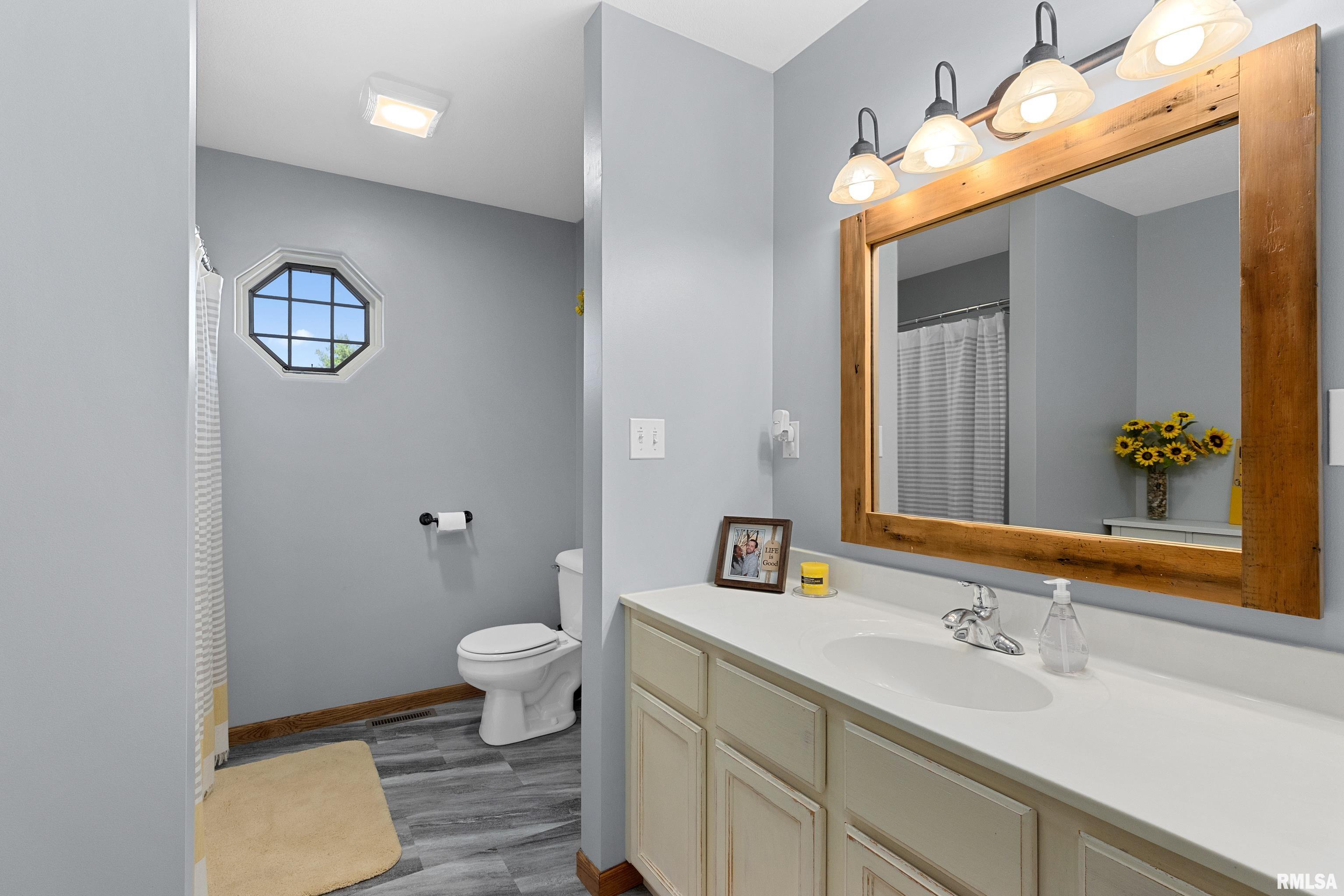 1932 Deer Lane Washington, IL 61571 - Photo 29 of 42