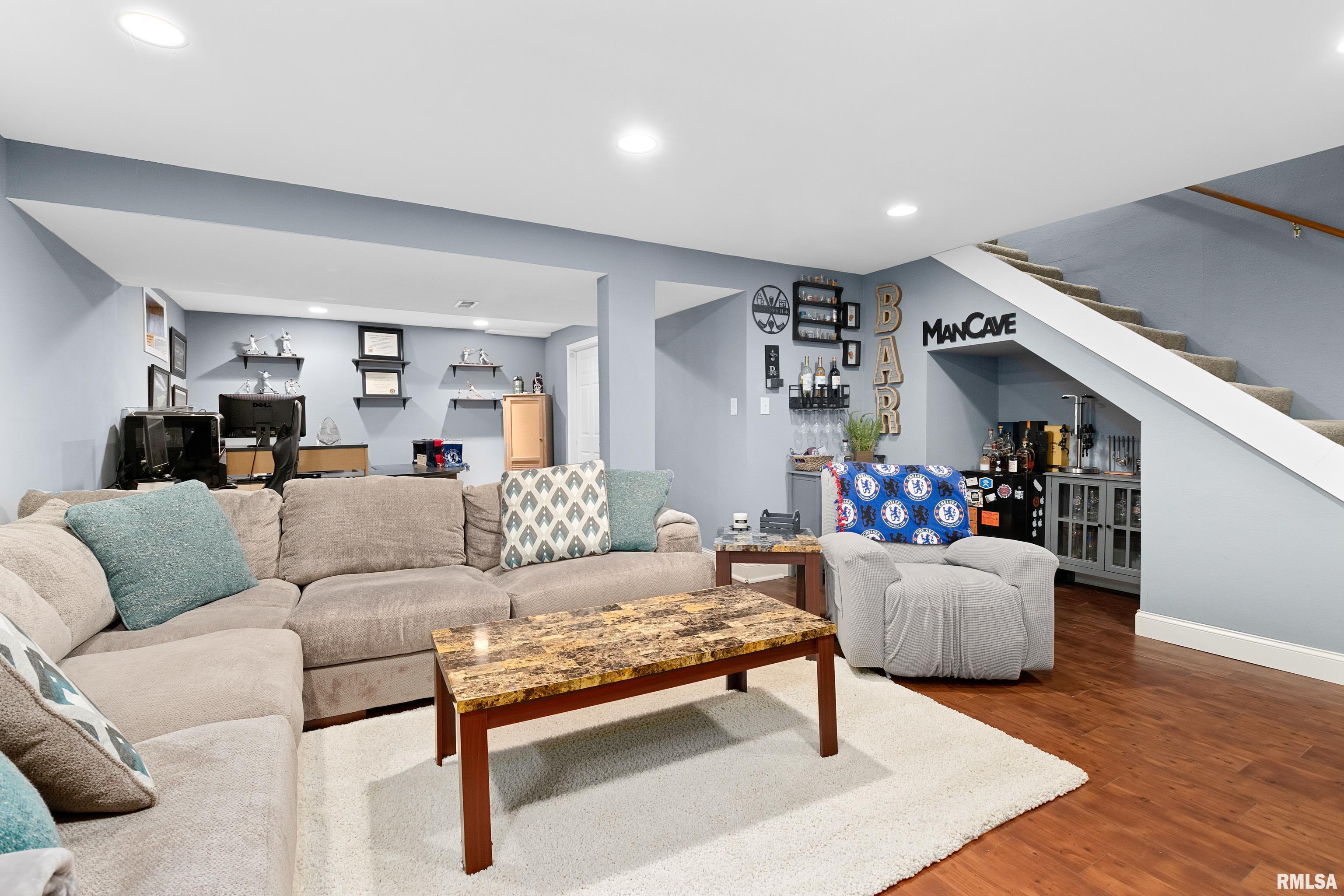 1932 Deer Lane Washington, IL 61571 - Photo 34 of 42