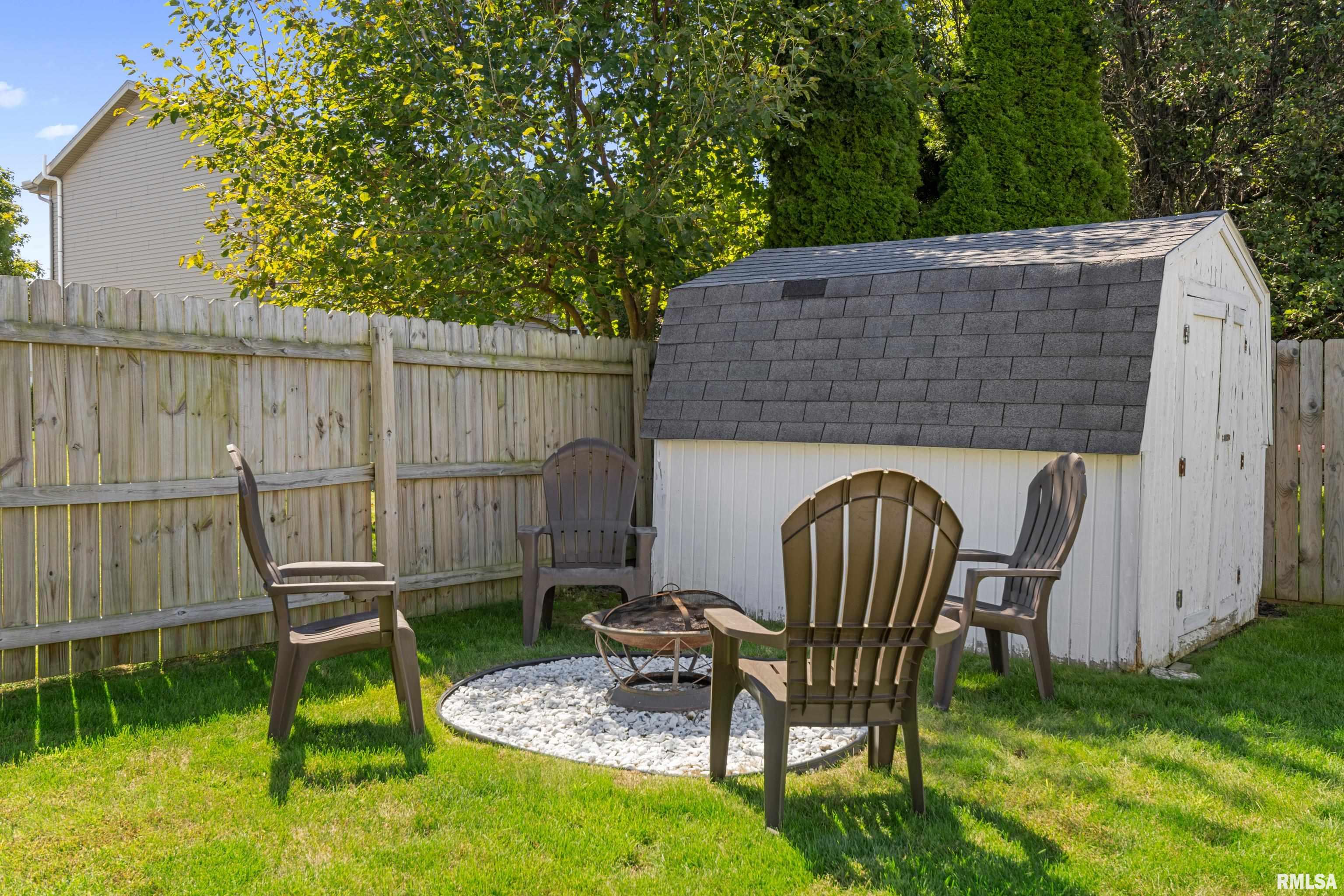 1932 Deer Lane Washington, IL 61571 - Photo 41 of 42