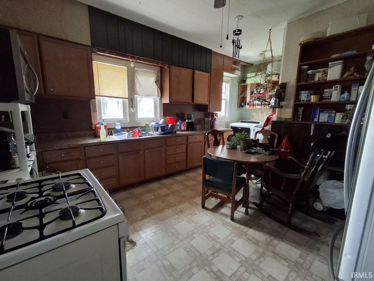 7022 North Center Street Monterey, IN 46960 - Photo 5 of 32