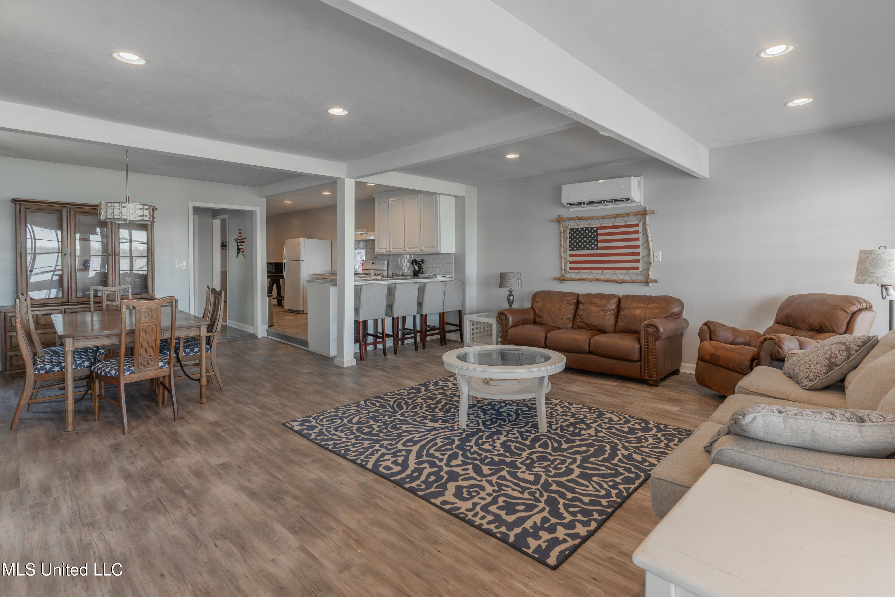 95 Nesting Site Vicksburg, MS 39183 - Photo 20 of 69 20-LivingRoom