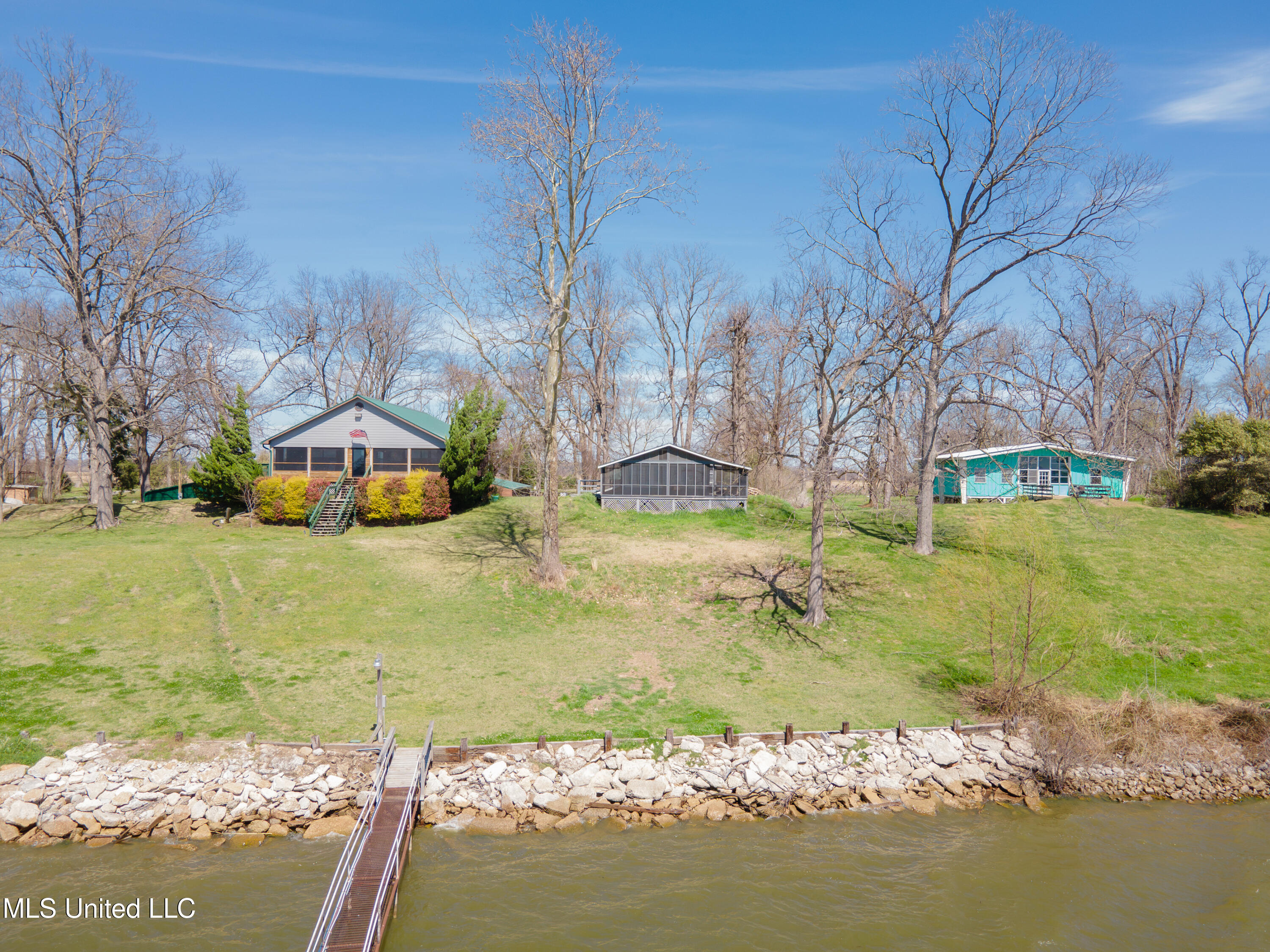 95 Nesting Site Vicksburg, MS 39183 - Photo 2 of 69 2-Front