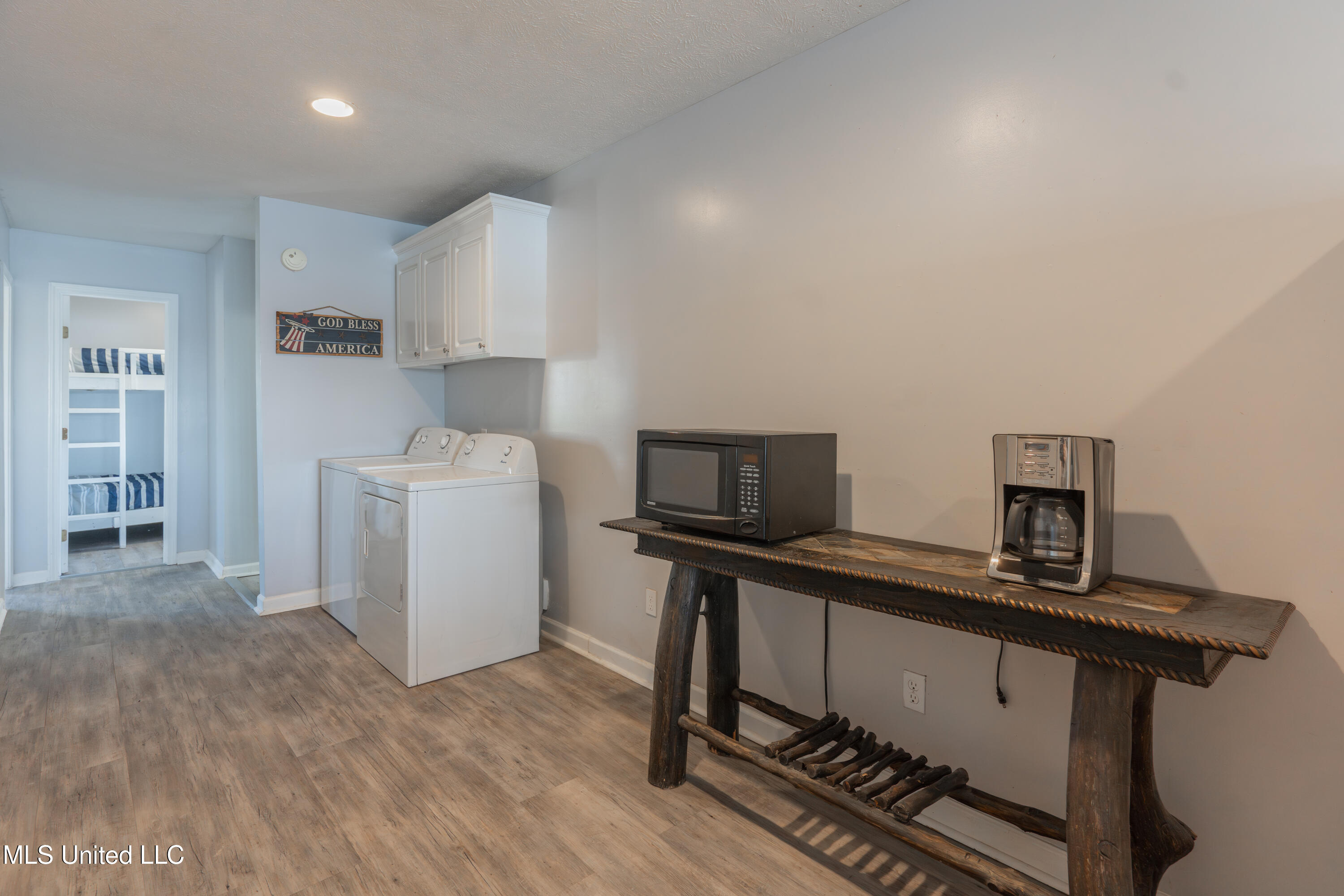 95 Nesting Site Vicksburg, MS 39183 - Photo 32 of 69 32-LaundryArea