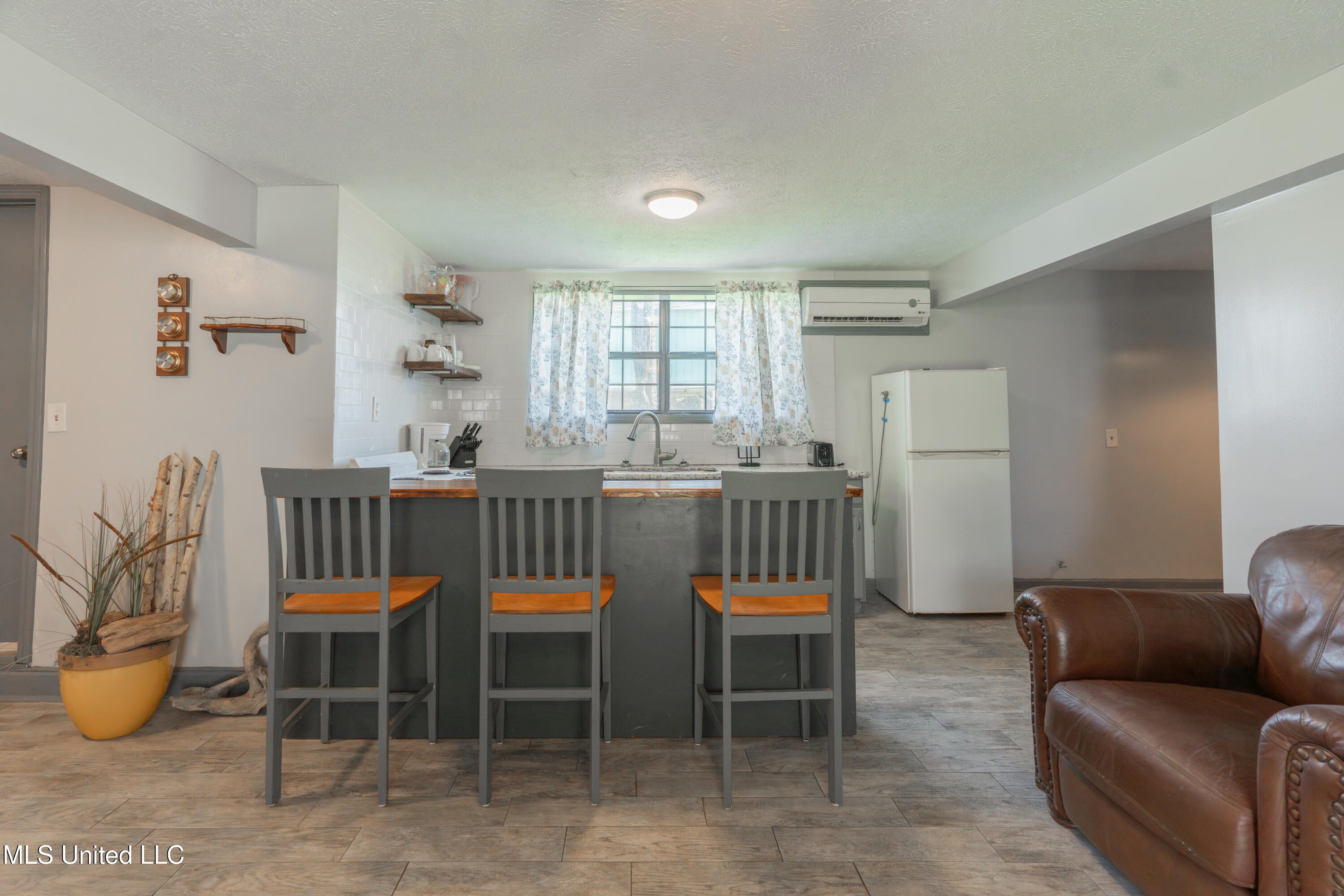 95 Nesting Site Vicksburg, MS 39183 - Photo 52 of 69 52-DownstairsLivingArea