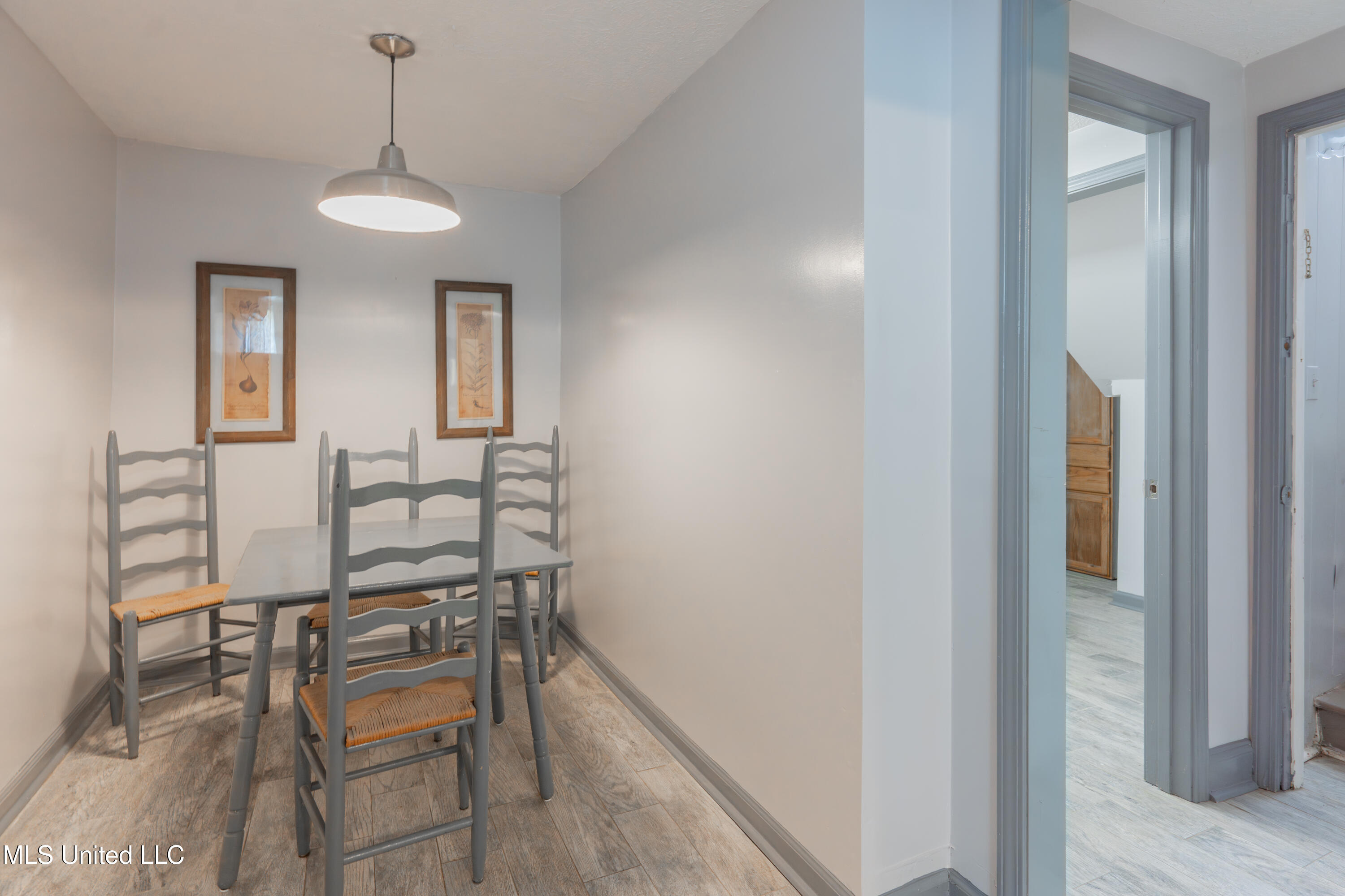 95 Nesting Site Vicksburg, MS 39183 - Photo 53 of 69 53-DownstairsDiningArea