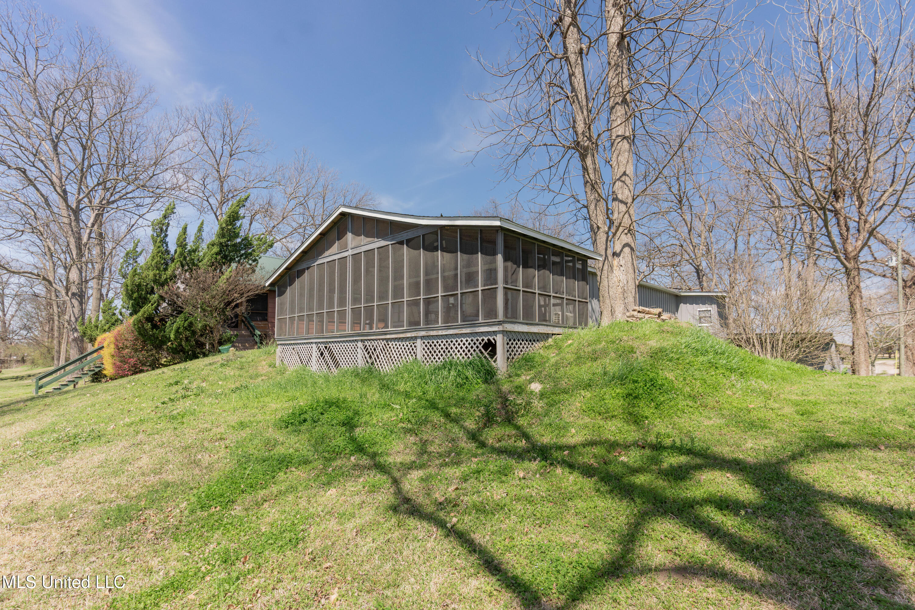 95 Nesting Site Vicksburg, MS 39183 - Photo 6 of 69 6-Front