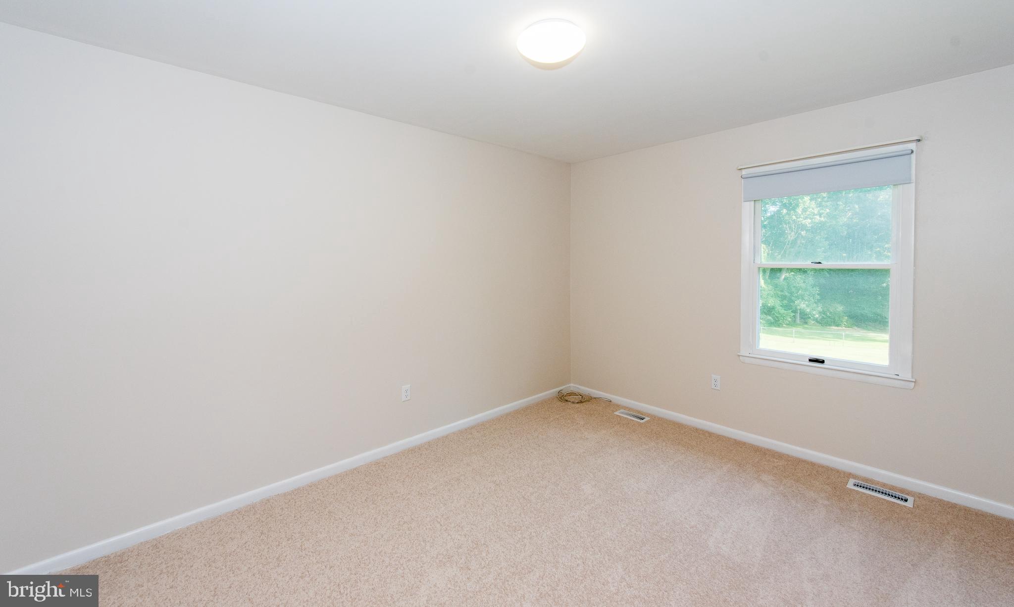 11402 Daysville Road Frederick, MD 21701 - Photo 21 of 37 Bedroom2