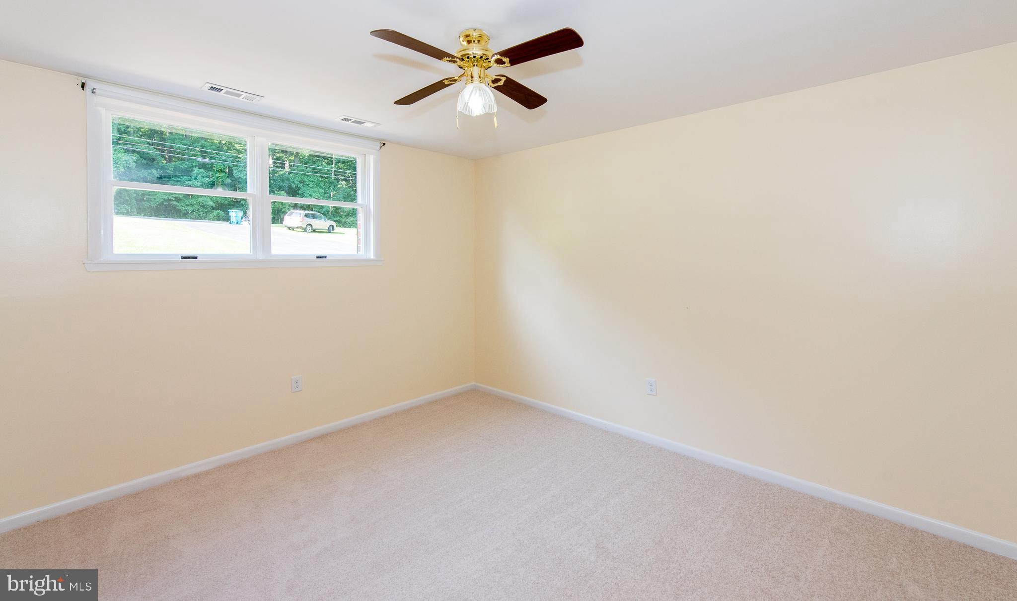 11402 Daysville Road Frederick, MD 21701 - Photo 23 of 37 Bedroom 3