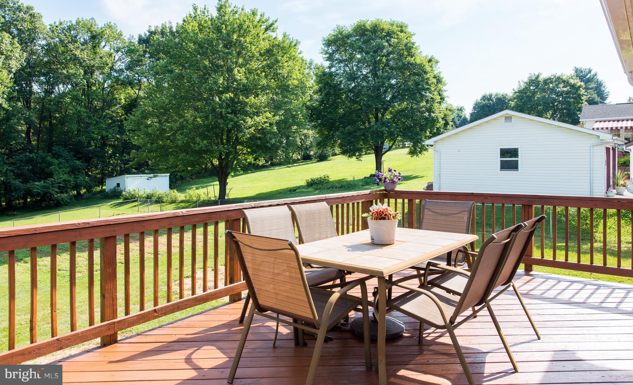 11402 Daysville Road Frederick, MD 21701 - Photo 33 of 37 Deck