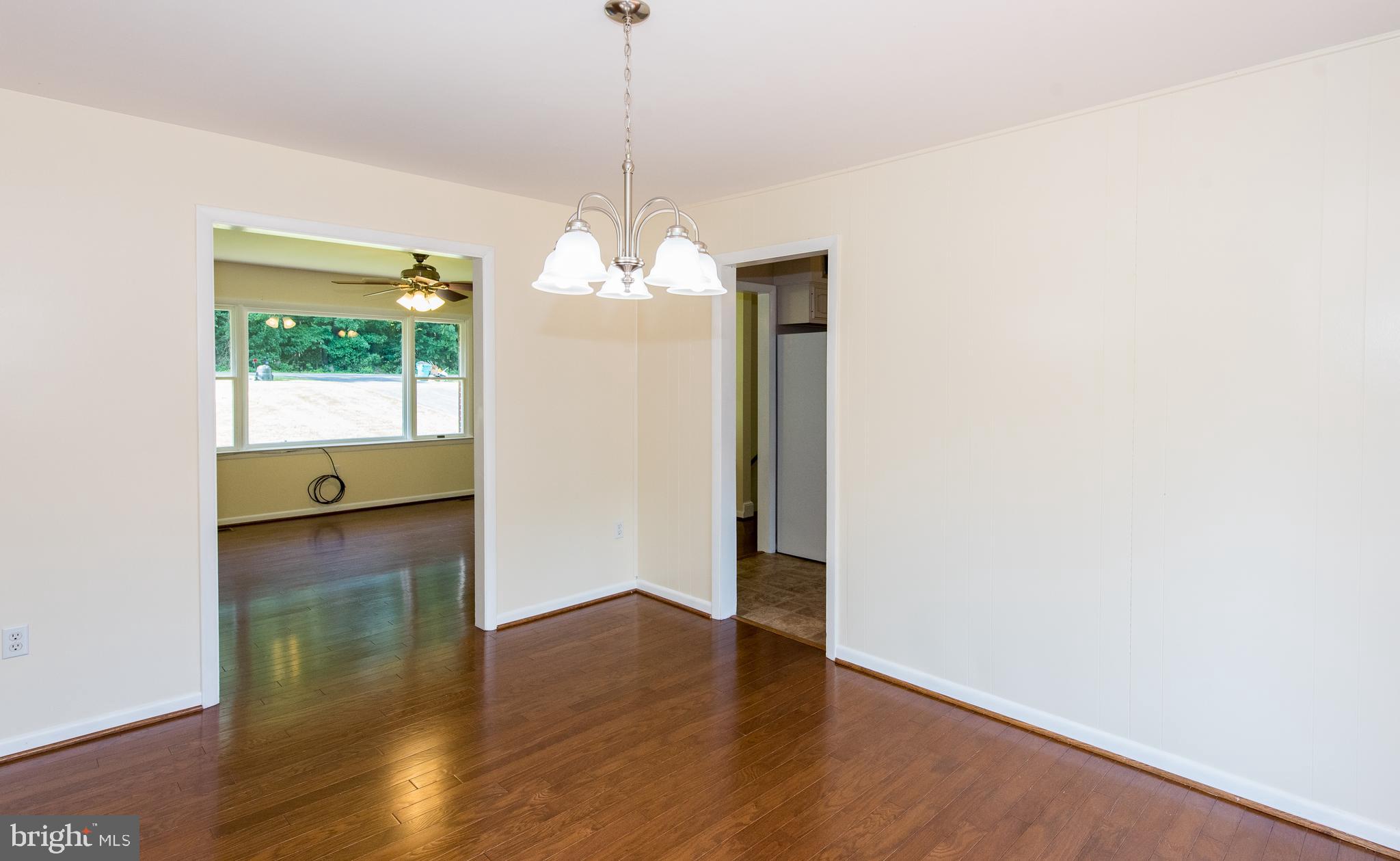11402 Daysville Road Frederick, MD 21701 - Photo 6 of 37 Dining Room