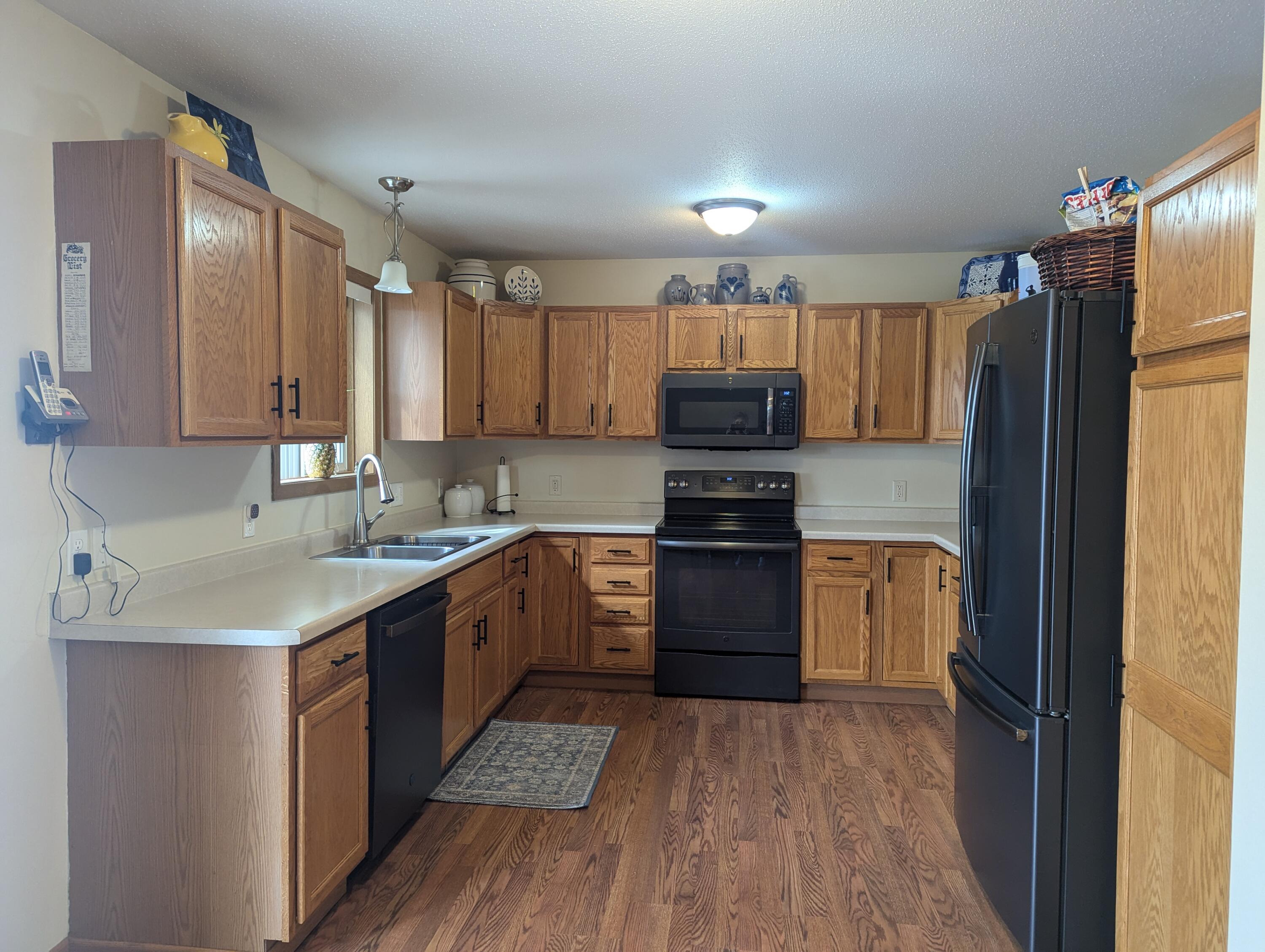 810 Aspen Boulevard Sparta, WI 54656 - Photo 7 of 38 PXL_20260401_203236186