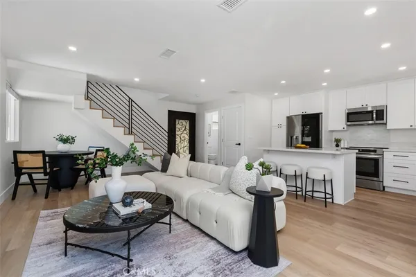 $2,998,000 | 3871 Hendrix Street, Irvine, CA 92614